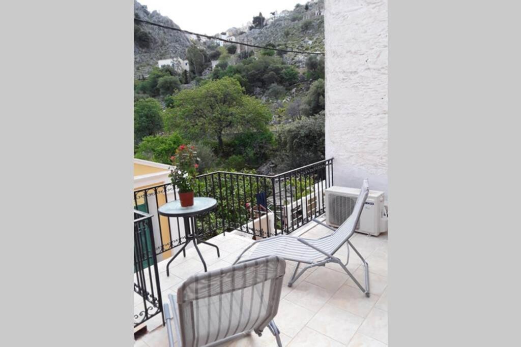 Giorgina'S House Apartment Symi Bagian luar foto
