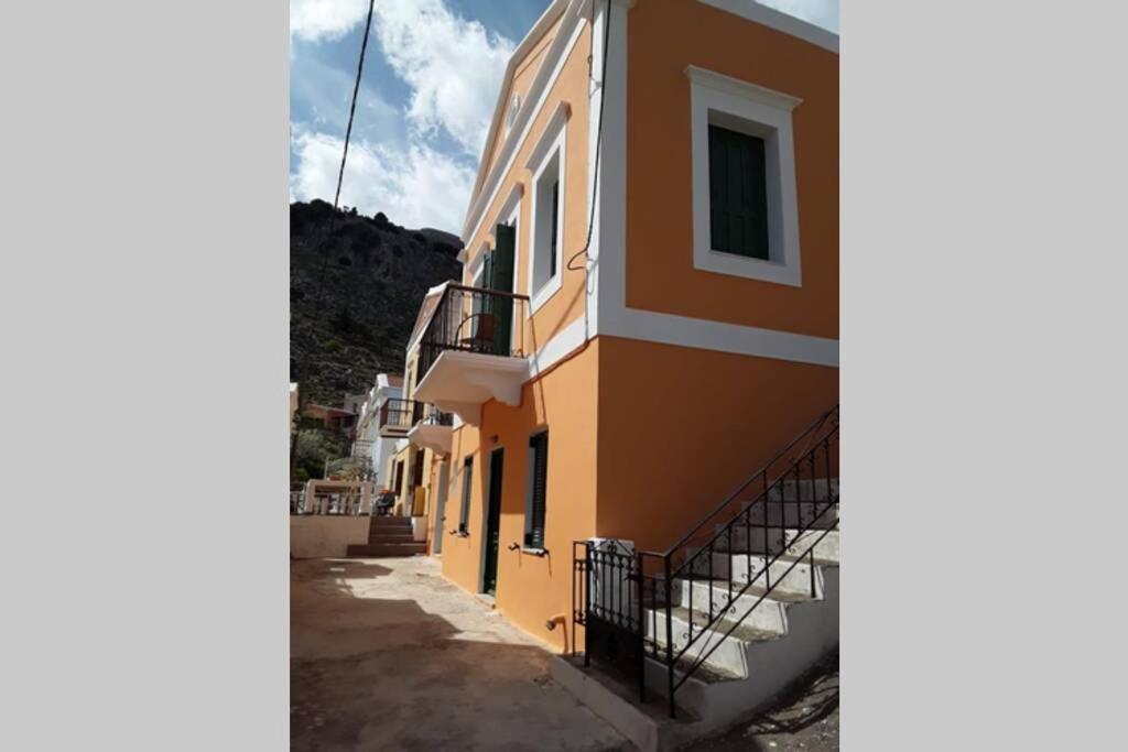 Giorgina'S House Apartment Symi Bagian luar foto